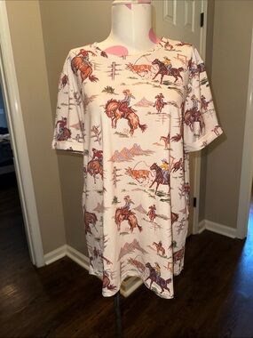 Cowboy Print Short Sleeve Men’s Shirt - Cream with Brown Western Motif